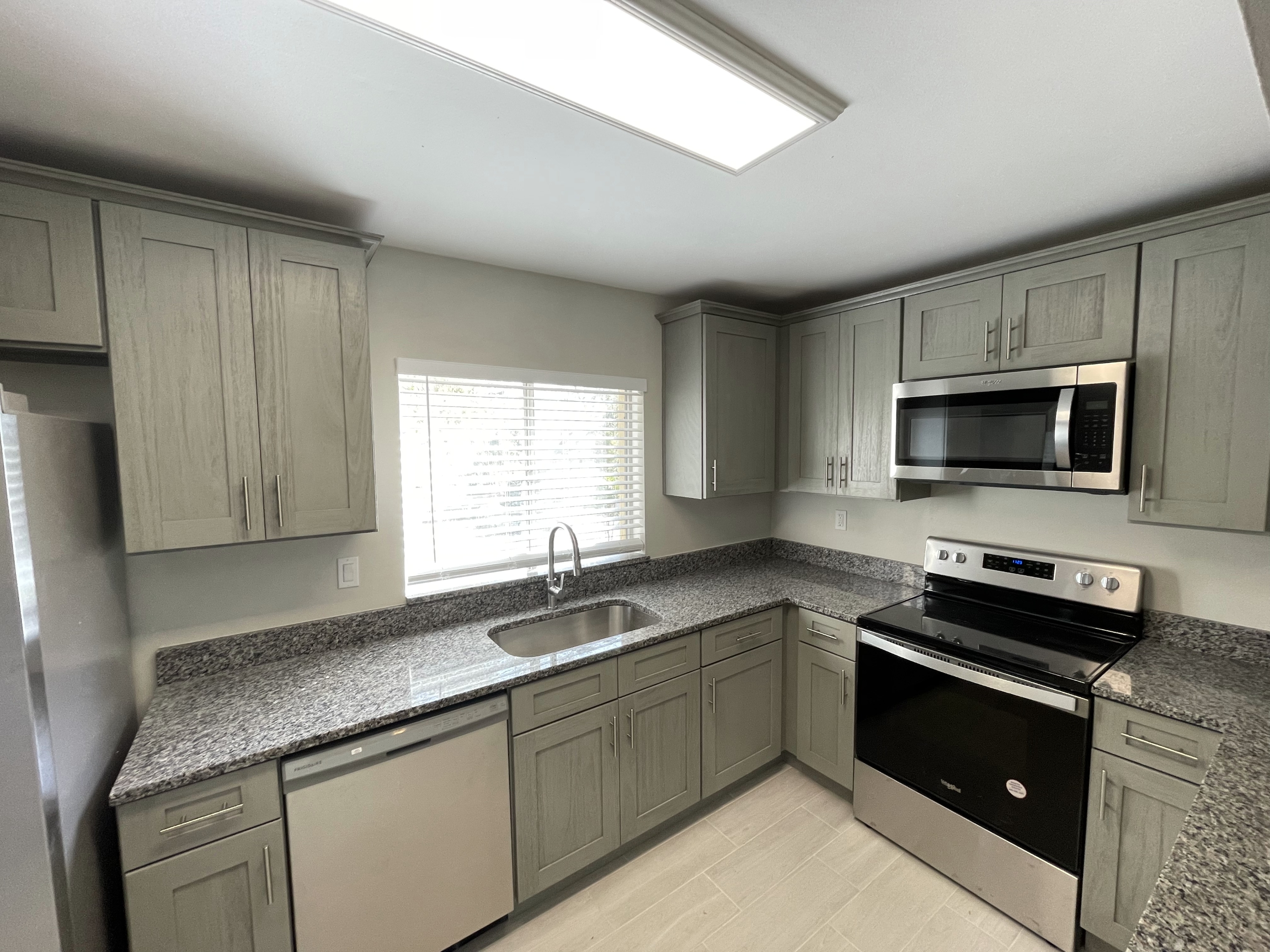 602 Orange Drive, #170 - 1